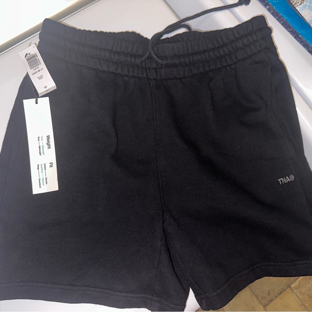 NWT Aritzia TNA Black Sweatshorts
